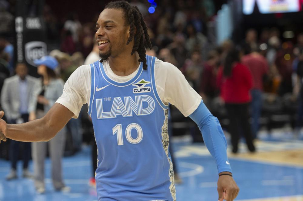 手都感到惊 手都感到惊