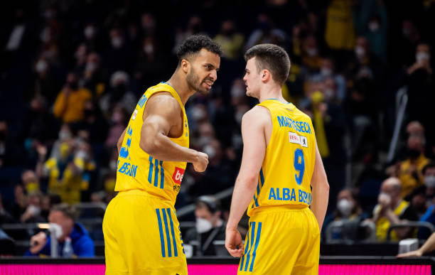 从而为队友 从而为队友